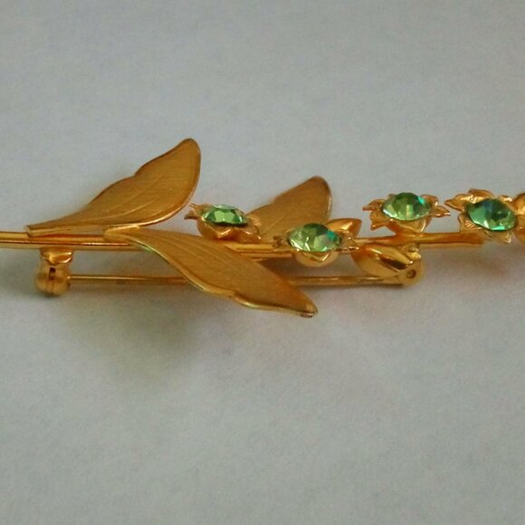 Vintage Bond Boyd GF Goldtone Green Rhinestone Flower Brooch - Picture 5 of 8